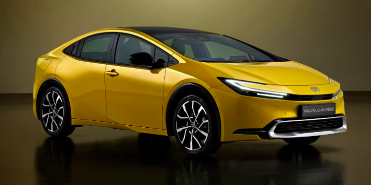 How to Import a Hybrid Car to Kenya in 2025: A Complete Guide for First-Time Buyers